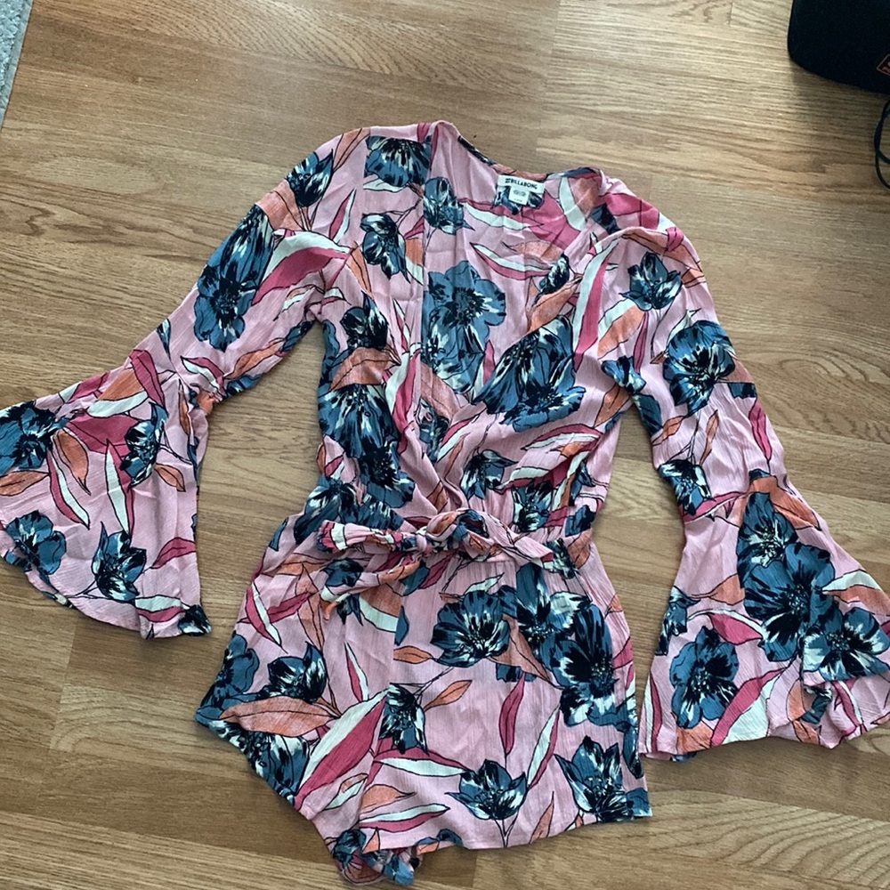 Billabong romper